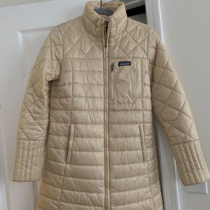 Women’s M Patagonia Radalie Parka Gold, only worn a handful of times, like new
